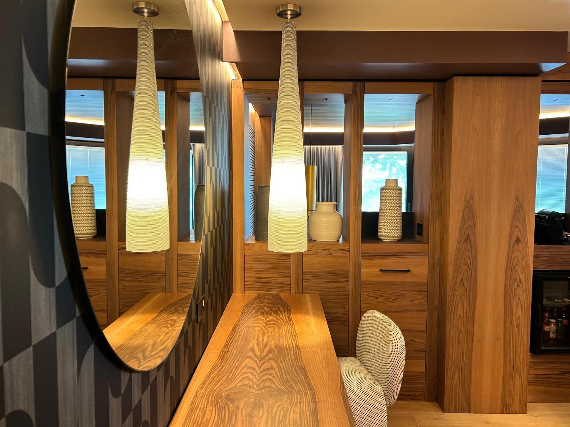 Alevic Hotel Сірміоне Екстер'єр фото